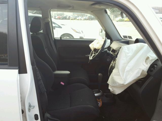 JTLKT324950209122 - 2005 TOYOTA SCION XB 白色 照片 5