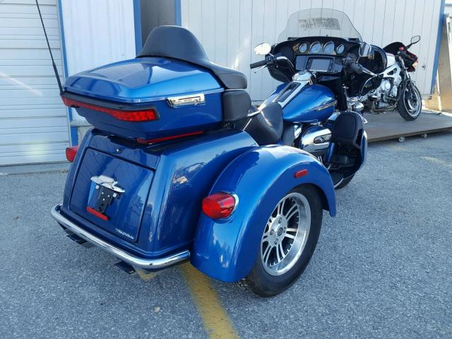 1HD1MDD10JB854994 - 2018 HARLEY-DAVIDSON FLHTCUTG 1 BLUE photo 4