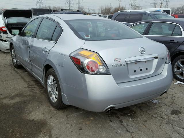 1N4AL2AP3AN451386 - 2010 NISSAN ALTIMA BAS SILVER photo 3