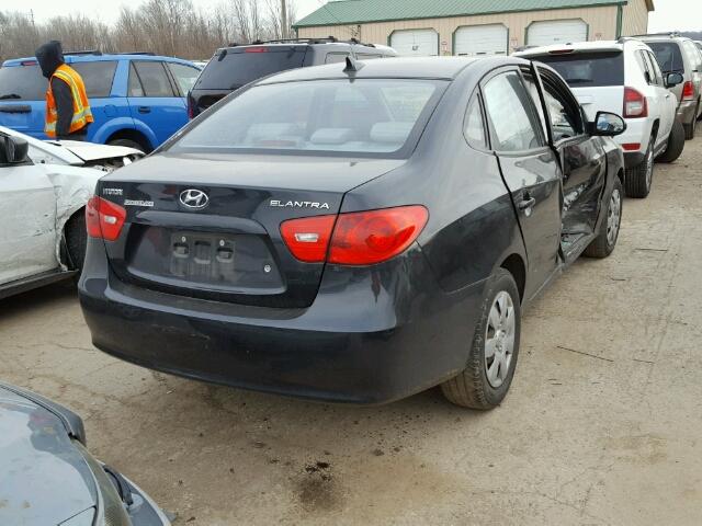 KMHDU46D09U689420 - 2009 HYUNDAI ELANTRA GL BLACK photo 4