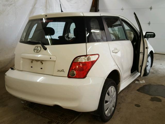 JTKKT604X65017883 - 2006 TOYOTA SCION XA WHITE photo 4