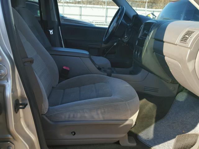 1FMZU73E95UA46109 - 2005 FORD EXPLORER X GRAY photo 5