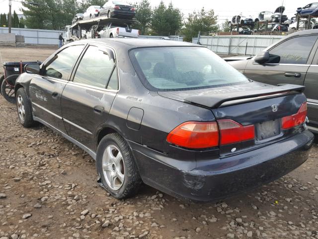 1HGCG1643WA020384 - 1998 HONDA ACCORD LX BLACK photo 3