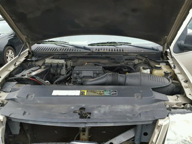 1FMPU16525LA64862 - 2005 FORD EXPEDITION GOLD photo 7