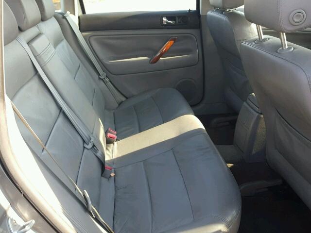 WVWYH63B92E001939 - 2002 VOLKSWAGEN PASSAT GLX 银色 照片 6