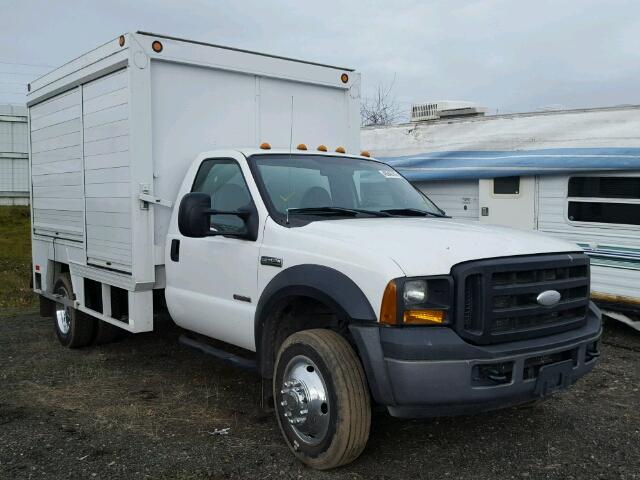 1FDXF46P27EA63215 - 2007 FORD F450 SUPER WHITE photo 1