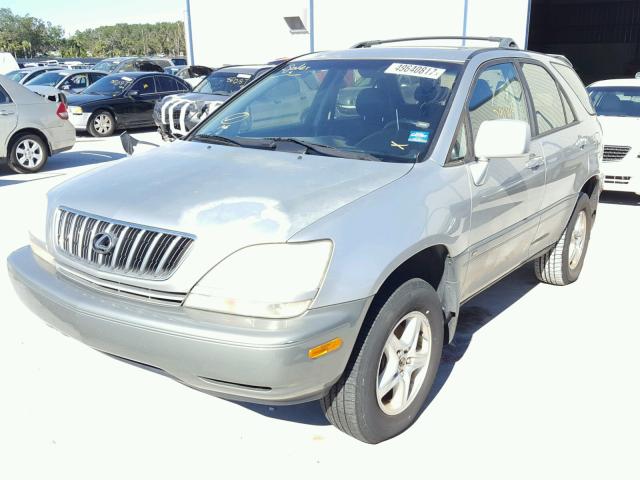 JTJGF10U420129722 - 2002 LEXUS RX 300 SILVER photo 2