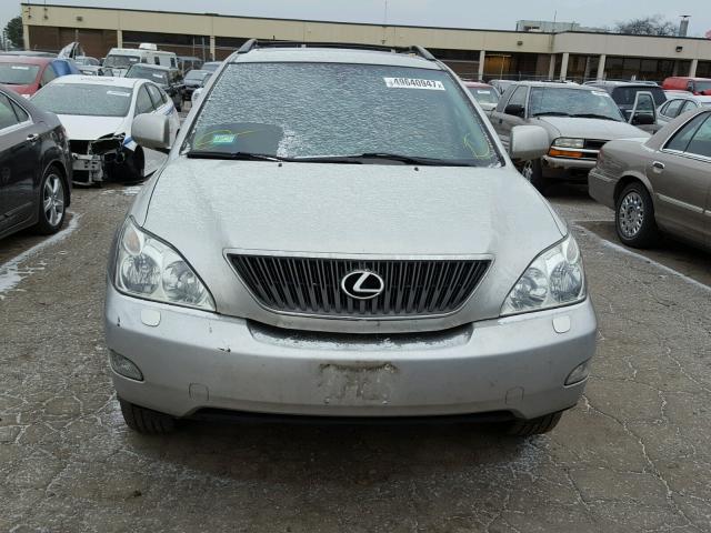 2T2HA31U25C070241 - 2005 LEXUS RX 330 SILVER photo 9