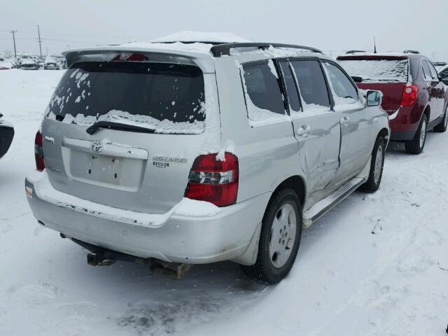 JTEEP21A140044160 - 2004 TOYOTA HIGHLANDER SILVER photo 4