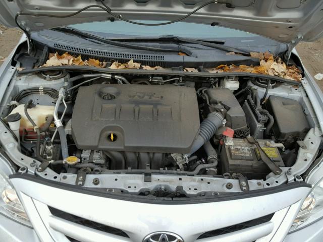 2T1BU4EE5CC828502 - 2012 TOYOTA COROLLA BA SILVER photo 7