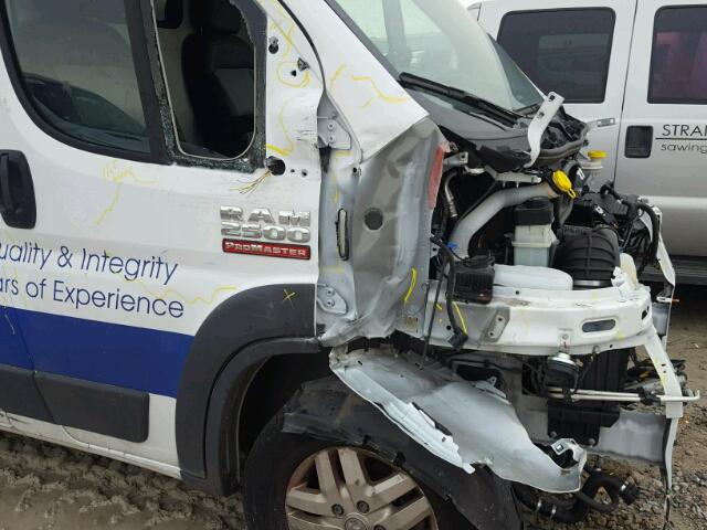 3C6TRVDG2HE514031 - 2017 RAM PROMASTER 白色 照片 9