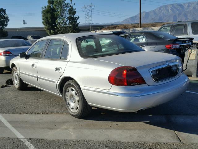 1LNHM97V11Y674119 - 2001 LINCOLN CONTINENTA SILVER photo 3