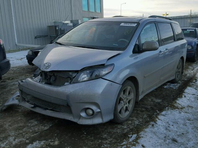 5TDXK3DC0DS355249 - 2013 TOYOTA SIENNA SPO SILVER photo 2