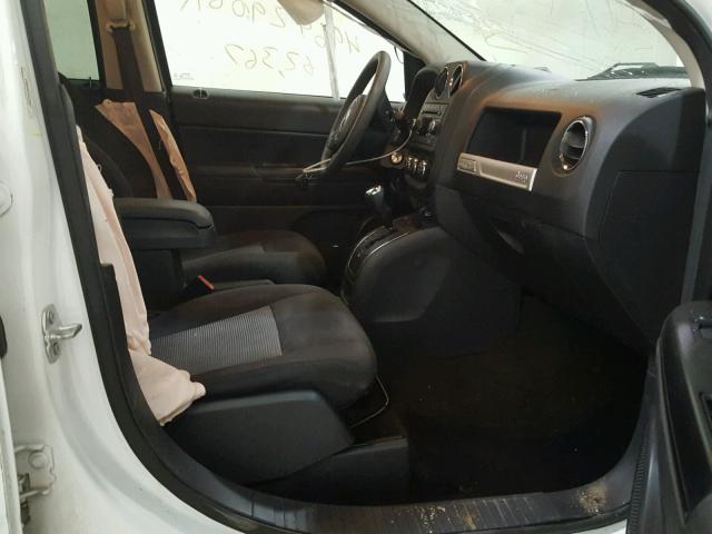 1C4NJDBB3GD778417 - 2016 JEEP COMPASS SP 白色 照片 5