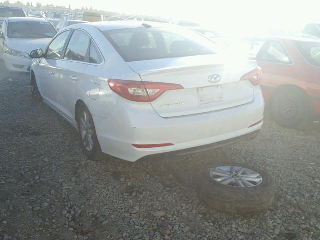 5NPE24AFXGH393447 - 2016 HYUNDAI SONATA SE WHITE photo 3