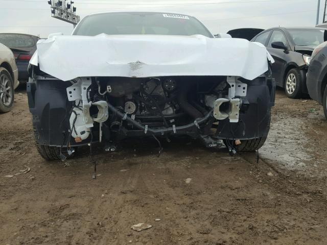 1FA6P8TH4H5213043 - 2017 FORD MUSTANG WHITE photo 9