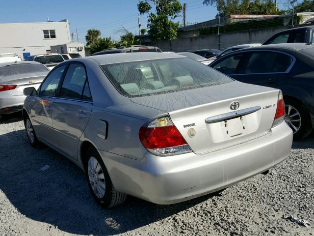 4T1BE32K16U743662 - 2006 TOYOTA CAMRY LE GRAY photo 3