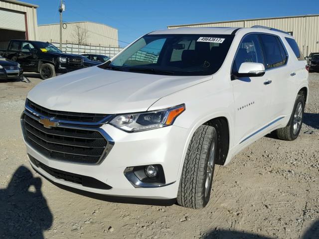 1GNERKKWXJJ128189 - 2018 CHEVROLET TRAVERSE P WHITE photo 2