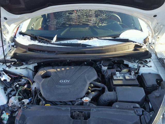 KMHTC6AD1CU066039 - 2012 HYUNDAI VELOSTER B SILVER photo 7