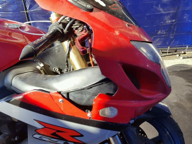 JS1GN7CA852115416 - 2005 SUZUKI GSX-R600 K RED photo 9