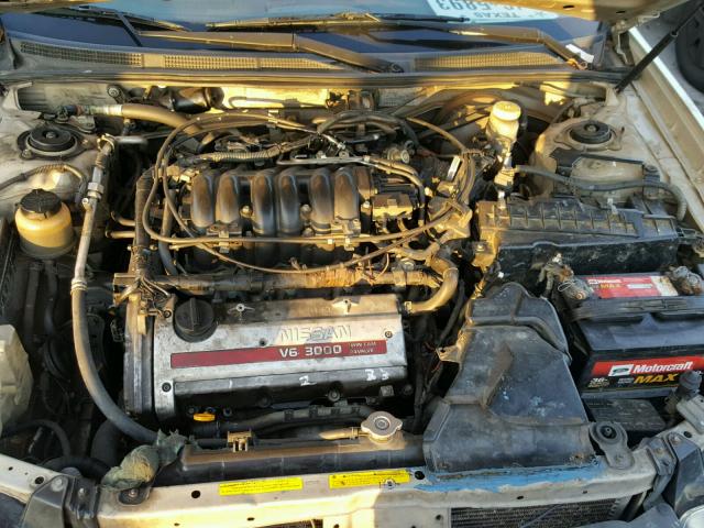 JN1CA31D7YT754684 - 2000 NISSAN MAXIMA GLE GOLD photo 7