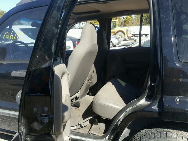1J4GL38K64W159602 - 2004 JEEP LIBERTY RE BLACK photo 6