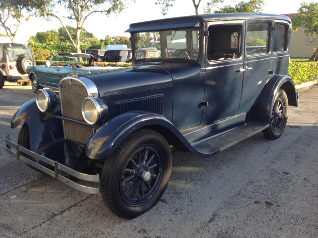 1034914 - 1927 DODGE SEDAN BLUE photo 4