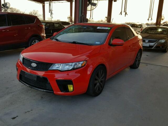 KNAFW6A35B5397146 - 2011 KIA FORTE SX RED photo 2