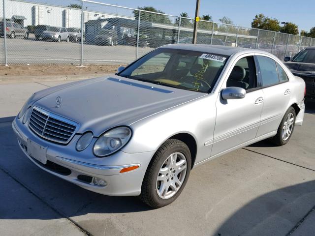 WDBUF65J83A135339 - 2003 MERCEDES-BENZ E 320 SILVER photo 2