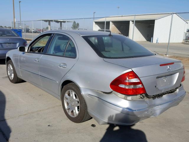 WDBUF65J83A135339 - 2003 MERCEDES-BENZ E 320 SILVER photo 3