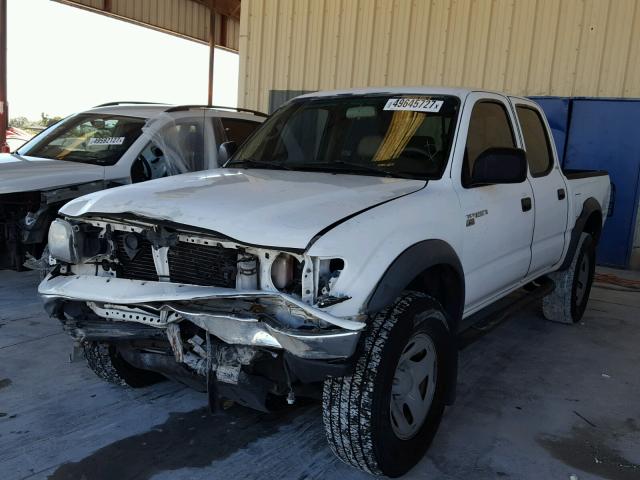 5TEGM92N71Z796781 - 2001 TOYOTA TACOMA DOU WHITE photo 2