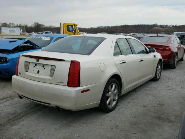 1G6DZ67A090170173 - 2009 CADILLAC STS WHITE photo 4