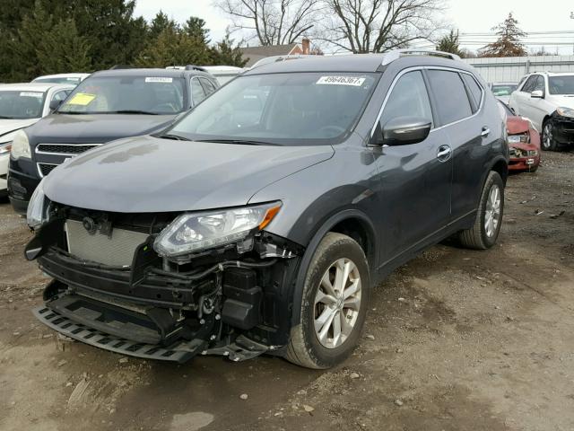 KNMAT2MV6FP531703 - 2015 NISSAN ROGUE S WHITE photo 2