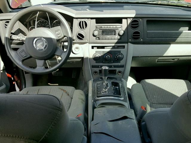 1J8HG48K17C611927 - 2007 JEEP COMMANDER RED photo 9