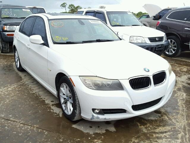 WBAPH7G57ANM49677 - 2010 BMW 328 I WHITE photo 1