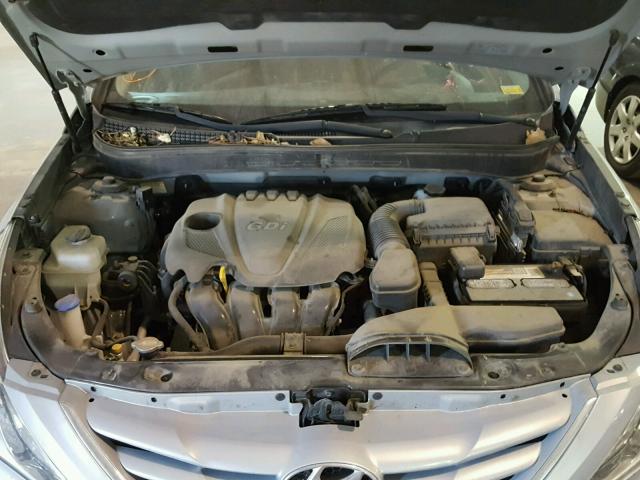 5NPEB4AC4BH283802 - 2011 HYUNDAI SONATA GLS SILVER photo 7