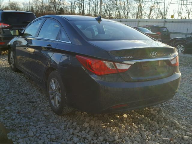 5NPEB4AC4BH022122 - 2011 HYUNDAI SONATA GLS BLACK photo 3