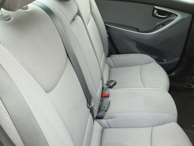 5NPDH4AE6BH019248 - 2011 HYUNDAI ELANTRA GL SILVER photo 6