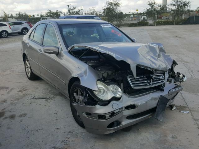 WDBRF81J53F388029 - 2003 MERCEDES-BENZ C 240 4MAT BEIGE photo 1