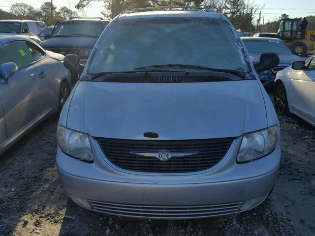 2C8GP64L43R384973 - 2003 CHRYSLER TOWN & COU SILVER photo 9