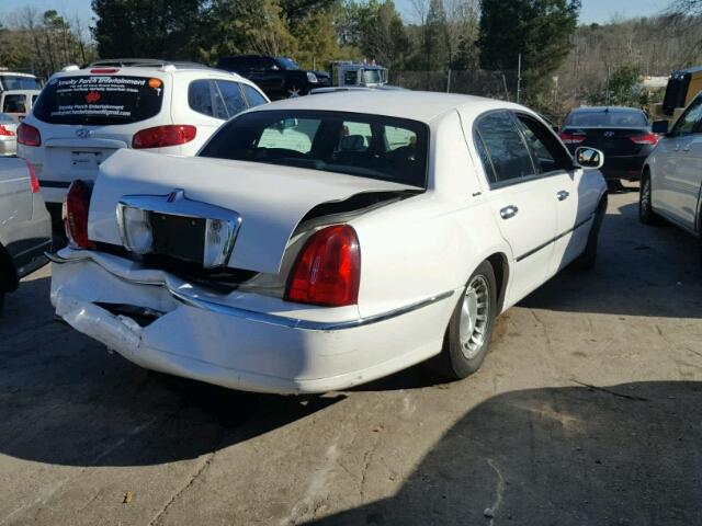 1LNHM81W51Y701446 - 2001 LINCOLN TOWN CAR E WHITE photo 4