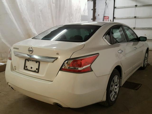 1N4AL3AP2FN372210 - 2015 NISSAN ALTIMA 2.5 WHITE photo 4