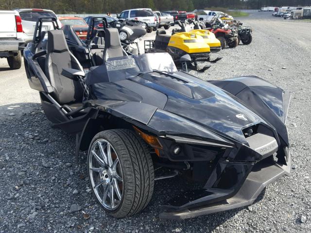 57XAASFA5J8126765 - 2018 POLARIS SLINGSHOT BLACK photo 1