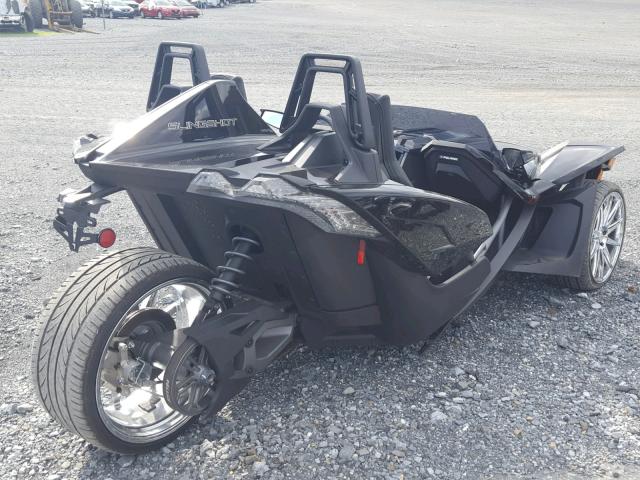 57XAASFA5J8126765 - 2018 POLARIS SLINGSHOT BLACK photo 4