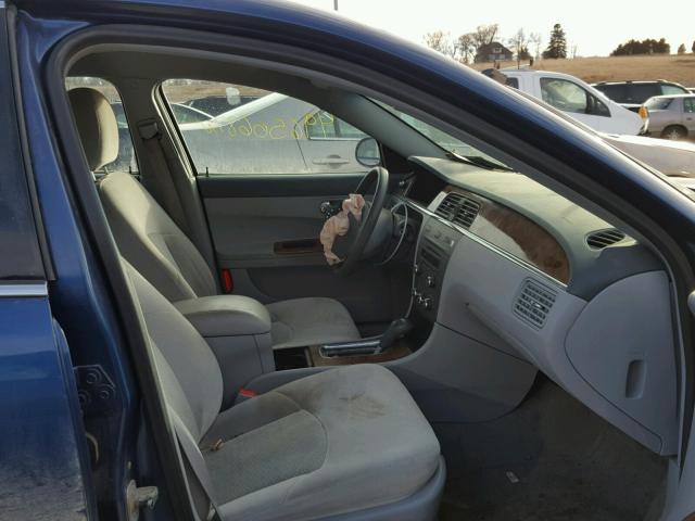 2G4WC552261202646 - 2006 BUICK LACROSSE C BLUE photo 5