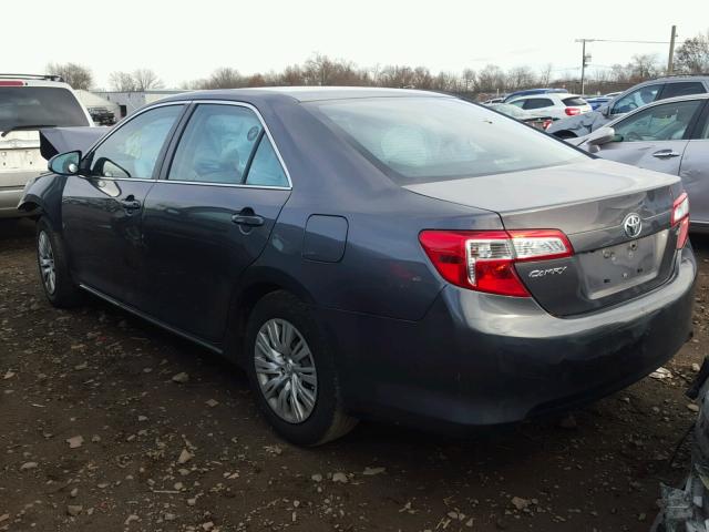 4T1BF1FK0EU468263 - 2014 TOYOTA CAMRY L GRAY photo 3