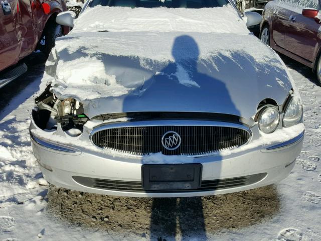 2G4WD532651267157 - 2005 BUICK LACROSSE C SILVER photo 7