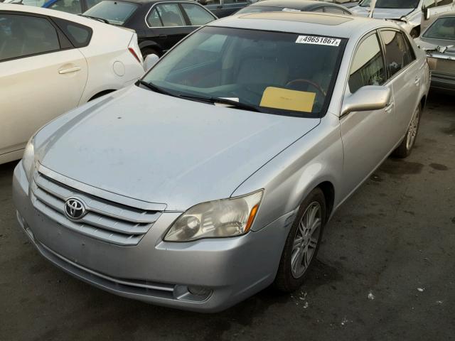 4T1BK36B86U089472 - 2006 TOYOTA AVALON XL SILVER photo 2