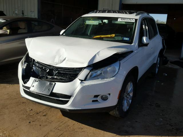 WVGAV75N39W531363 - 2009 VOLKSWAGEN TIGUAN S WHITE photo 2