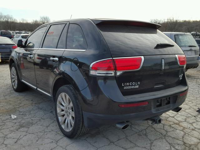 2LMDJ8JK6BBJ14549 - 2011 LINCOLN MKX BLACK photo 3